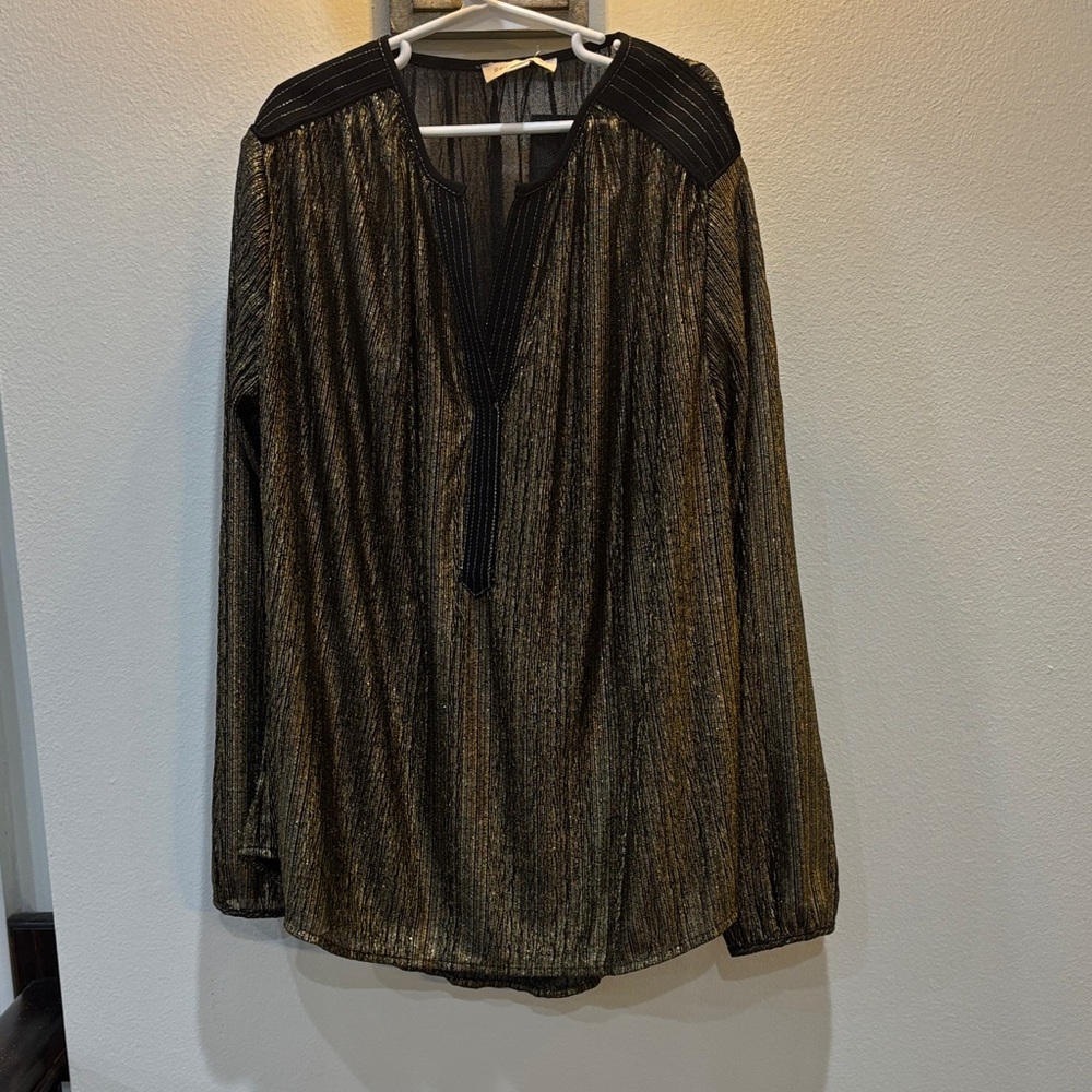 Elegant Black and Gold Women's Top